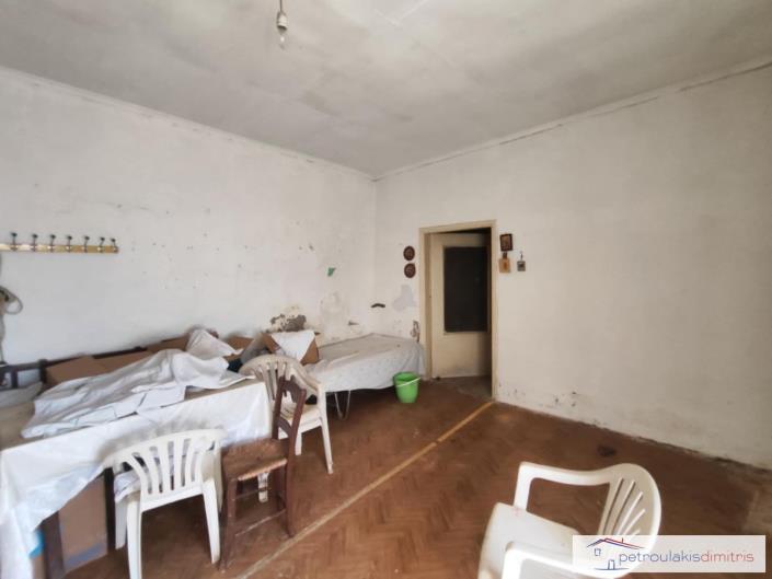 Image No.10-Maison de village de 1 chambre à vendre à Theriso