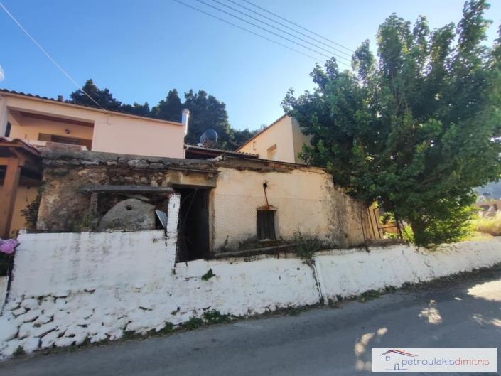 Image No.14-Maison de village de 1 chambre à vendre à Theriso