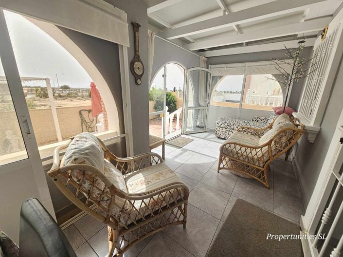 Image No.20-4 Bed House for sale