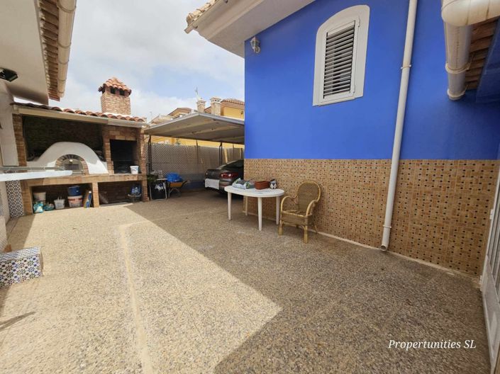 Image No.11-5 Bed Villa / Detached for sale