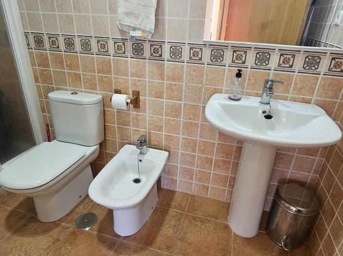 Image No.19-3 Bed Apartment for sale