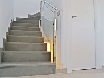 18016545905497luk6agw