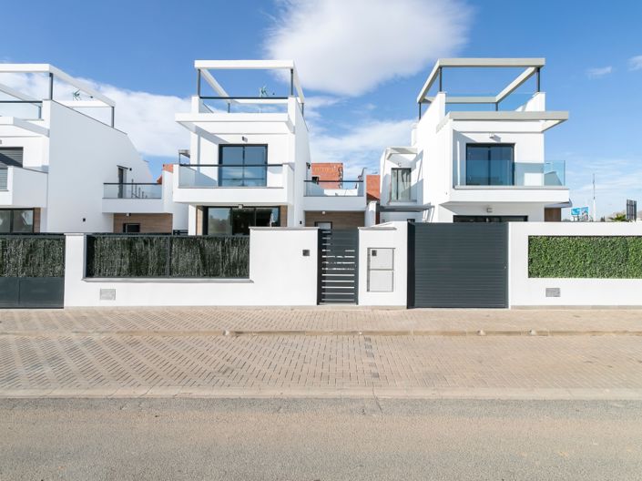 Image No.2-Propriété de 3 chambres à vendre à Los Alcázares