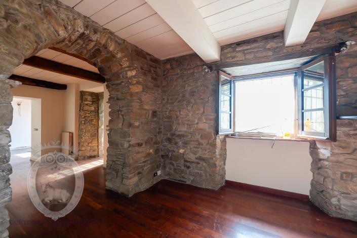 Image No.27-3 Bed Country House for sale