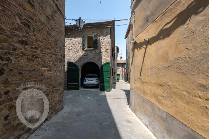 Image No.6-3 Bed Townhouse for sale