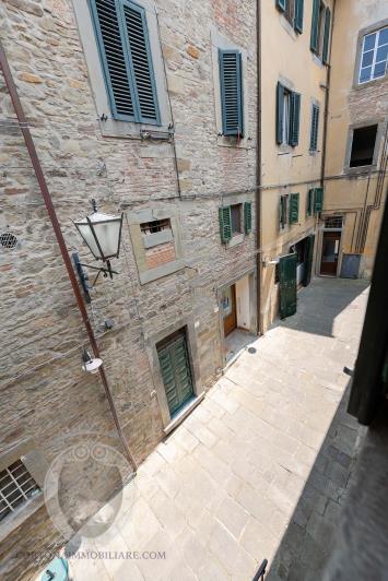 Image No.19-3 Bed Townhouse for sale