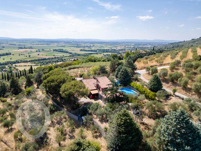 Image No.56-Ferme de 4 chambres à vendre à Cortona