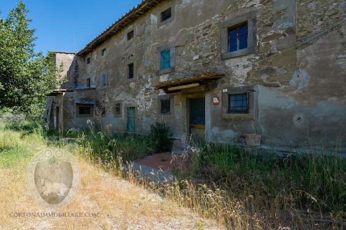 Image No.4-Ferme de 8 chambres à vendre à Cortona