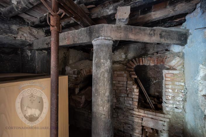 Image No.20-Ferme de 8 chambres à vendre à Cortona