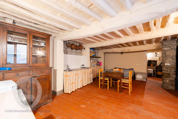 Image No.18-2 Bed Apartment for sale