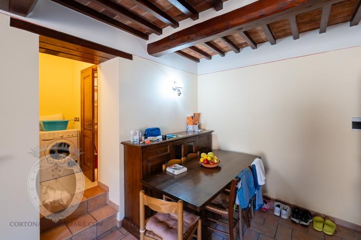 Image No.7-4 Bed Townhouse for sale