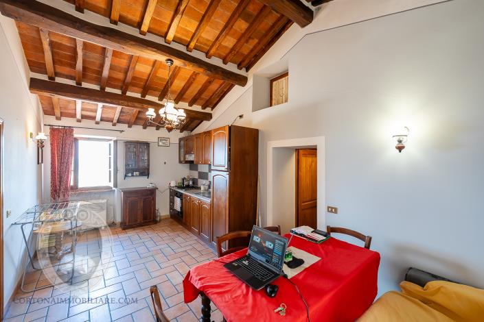 Image No.28-4 Bed Townhouse for sale