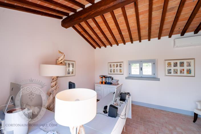 Image No.40-4 Bed House/Villa for sale