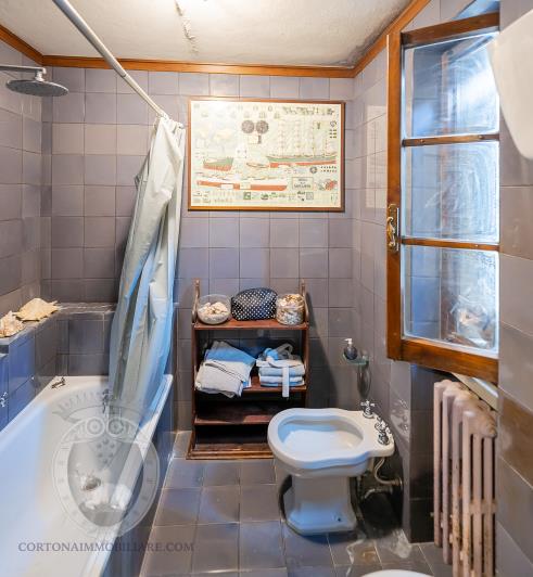 Image No.27-2 Bed Apartment for sale