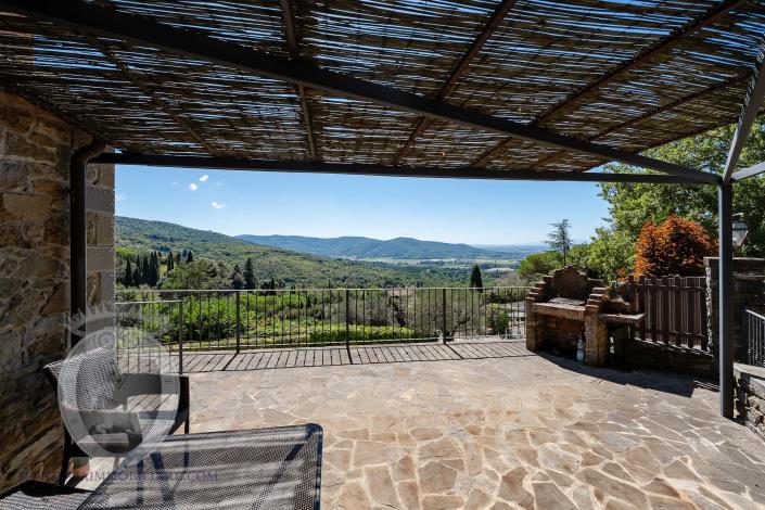 Image No.15-Ferme de 8 chambres à vendre à Cortona