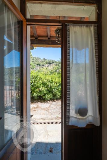 Image No.30-Ferme de 8 chambres à vendre à Cortona