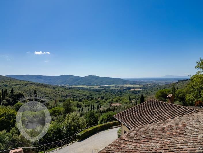 Image No.56-Ferme de 8 chambres à vendre à Cortona