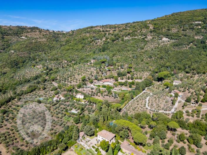 Image No.59-Ferme de 8 chambres à vendre à Cortona