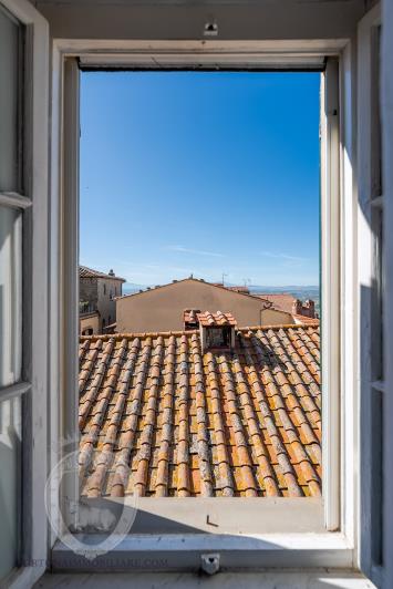 Image No.30-3 Bed Apartment for sale