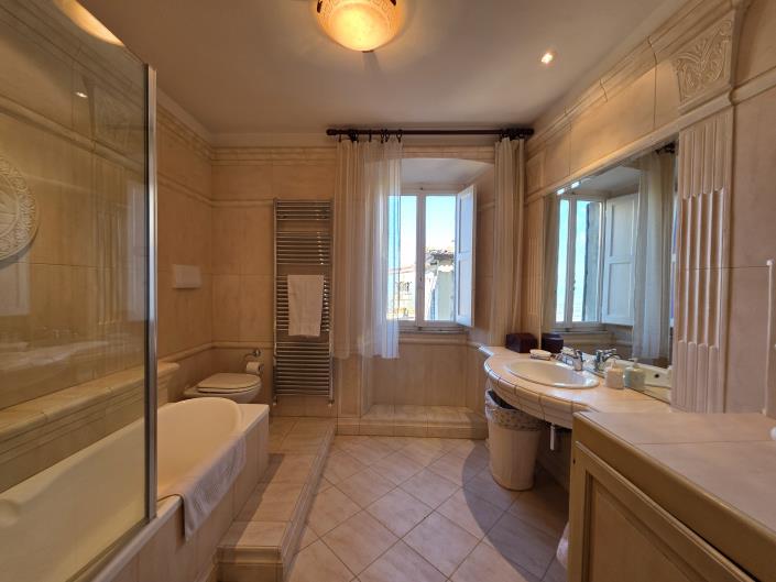 Image No.45-3 Bed Apartment for sale