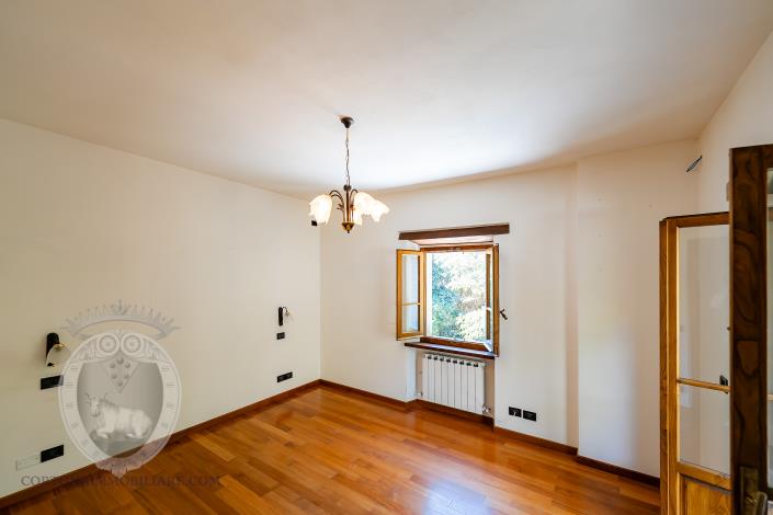 Image No.30-Ferme de 4 chambres à vendre à Cortona