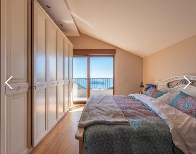 Image No.16-7 Bed Villa / Detached for sale