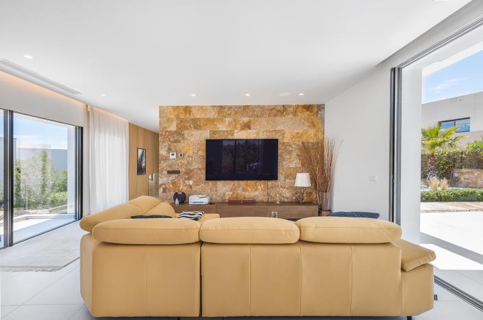 Image No.53-4 Bed Villa for sale