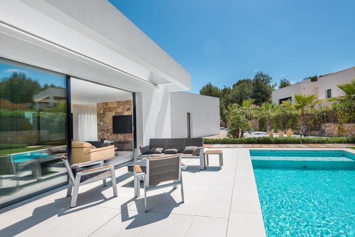 Image No.56-4 Bed Villa for sale