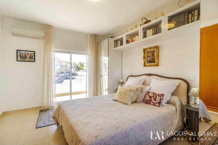 Image No.20-Maison de ville de 3 chambres à vendre à Porto de Mos