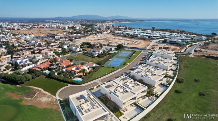 Image No.3-Villa de 4 chambres à vendre à Lagos