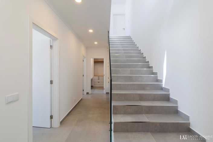 Image No.13-3 Bed Villa for sale