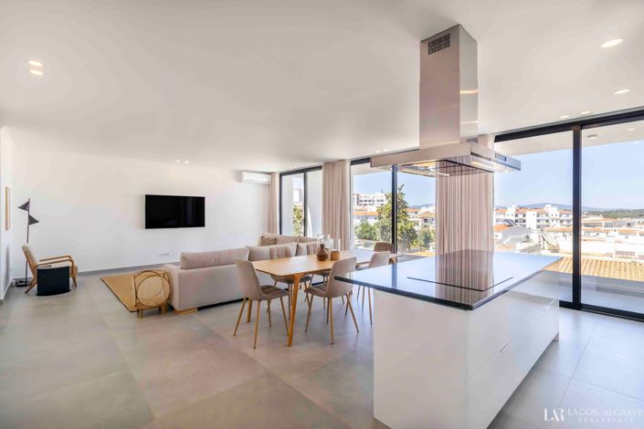 Image No.2-3 Bed Villa for sale