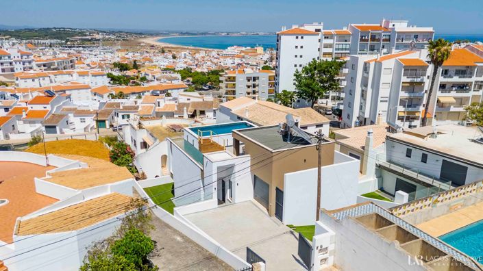 Image No.31-3 Bed Villa for sale