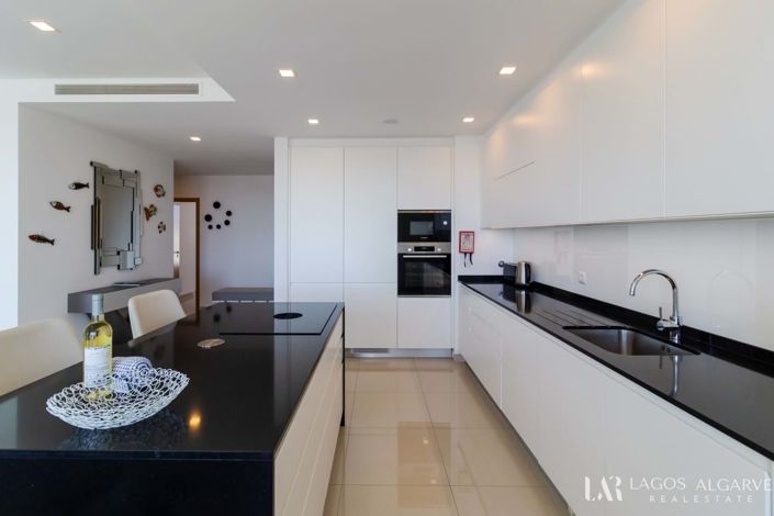 Image No.18-2 Bed Apartment for sale