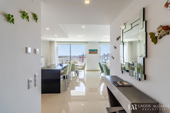 Image No.22-2 Bed Apartment for sale