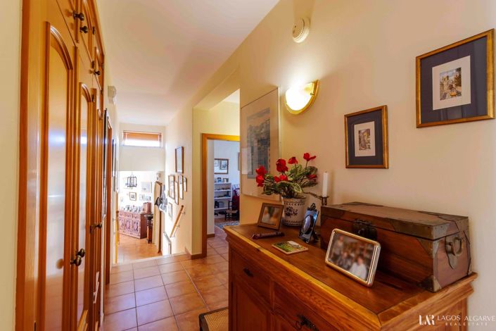 Image No.7-Villa de 4 chambres à vendre à Lagos