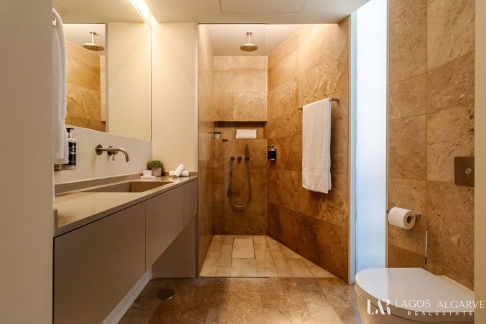 Image No.18-Appartement de 2 chambres à vendre à Meia Praia