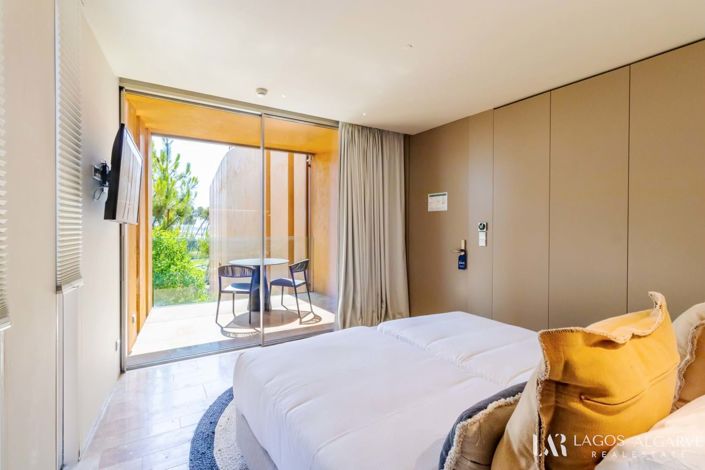 Image No.23-Appartement de 2 chambres à vendre à Meia Praia