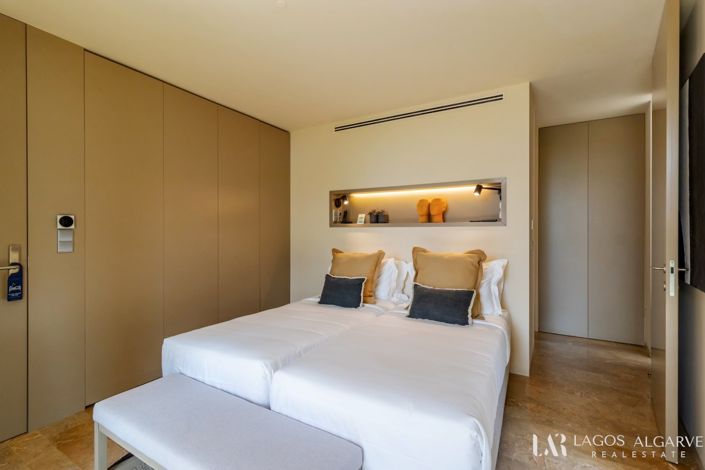 Image No.24-Appartement de 2 chambres à vendre à Meia Praia