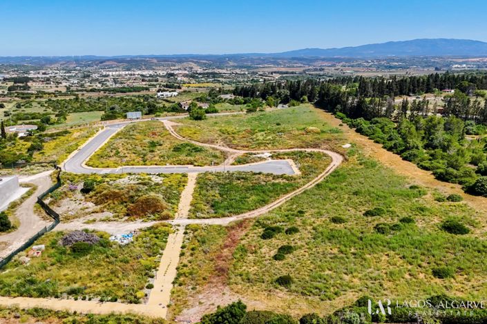 Image No.2-Terre à vendre à Lagos