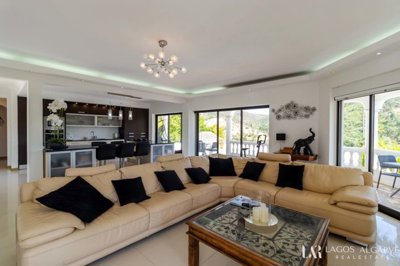 4507-683634-f3f118e7c37f7f368f07435f1da9c3e2a