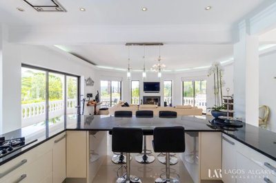 4507-683634-f3f118e7c37f7f368f07435f1da9c3e2a