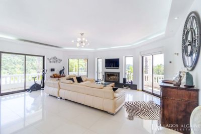 4507-683634-f3f118e7c37f7f368f07435f1da9c3e2a