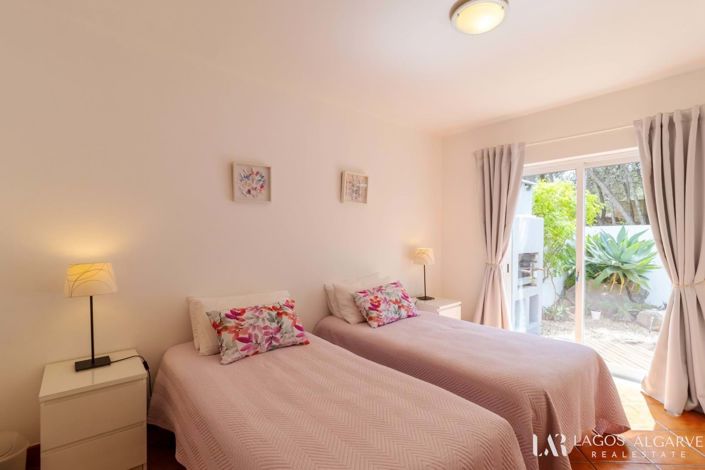 Image No.42-5 Bed Villa for sale