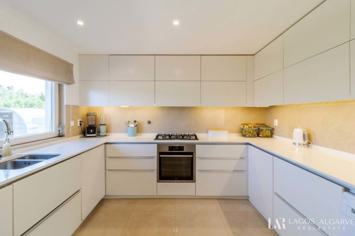 Image No.16-Villa de 4 chambres à vendre à Meia Praia