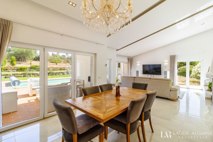 Image No.9-Villa de 4 chambres à vendre à Meia Praia