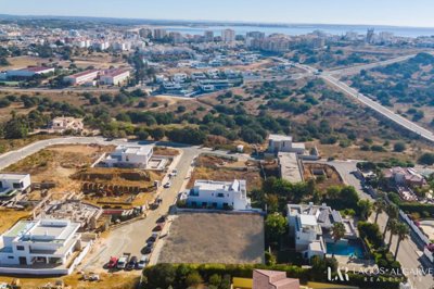 4507-710677-f3f118e7c37f7f368f07435f1da9c3e2a