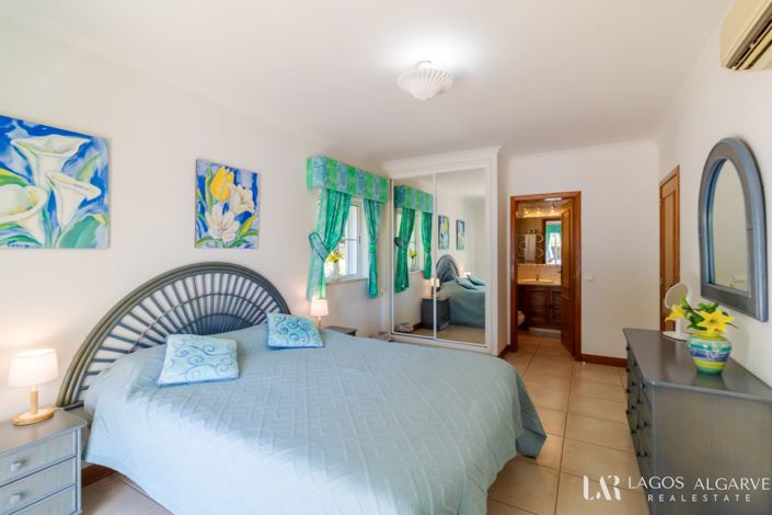 Image No.16-3 Bed Villa for sale