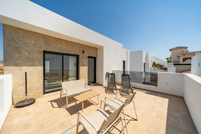 Image No.31-3 Bed Villa for sale