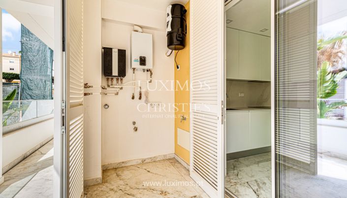 Image No.20-2 Bed Apartment for sale